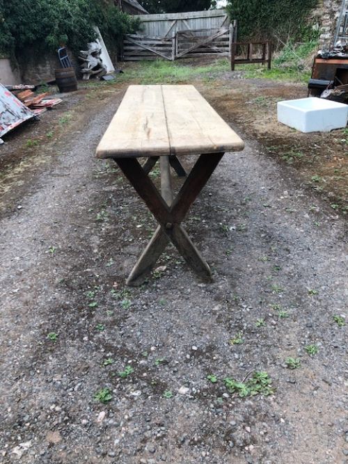a 19thc west country two plank top pine tavern table